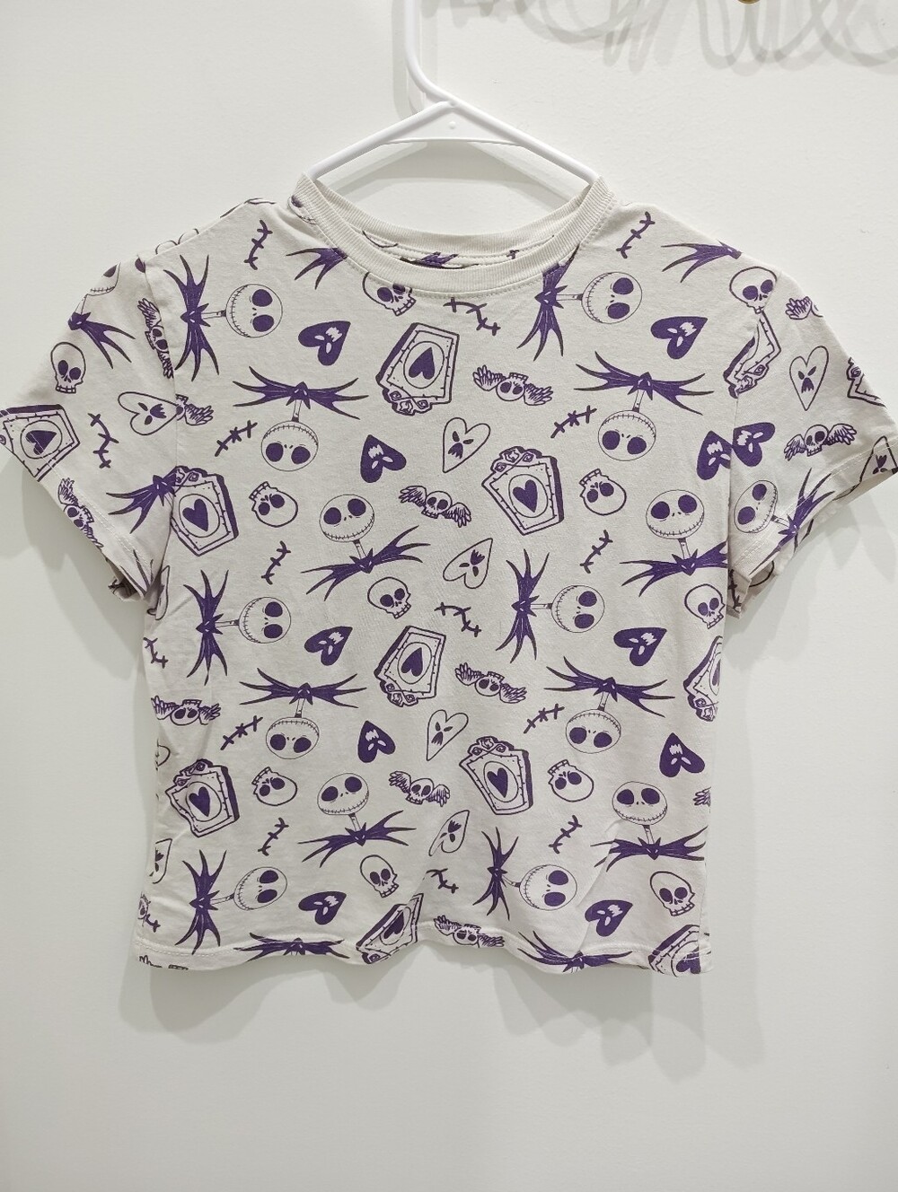 Women's Cream Crop Tee with Nightmare Before Christmas Print